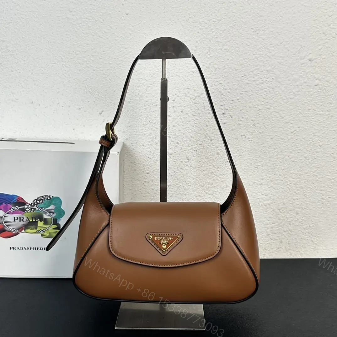 PRADA — view 1