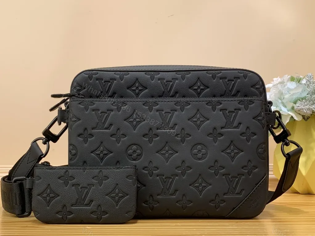 Chic Monogram Crossbody: Compact Luxury Everyday Bag — view 1