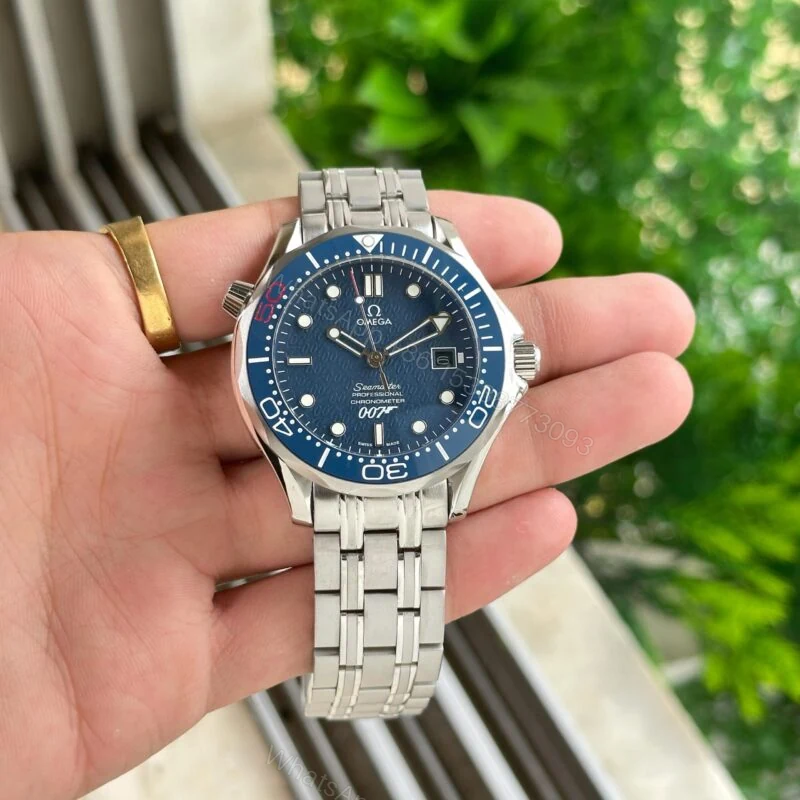 Omega Seamaster Diver 300M Blue Automatic 40MM — view 1