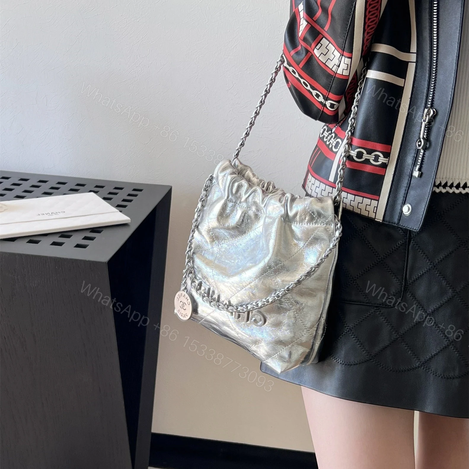 View 14 of 高仿Chanel*25C系列AS3980新款牛皮22Bag手袋Mini免檢版