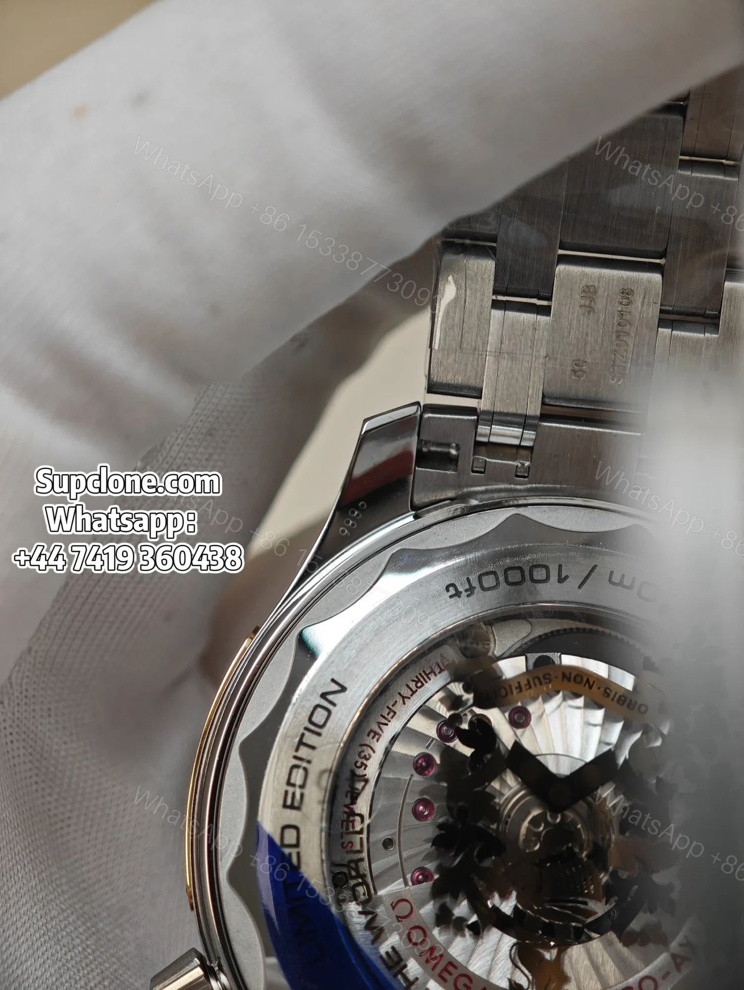 View 19 of Omega Super Clone Seamaster Diver 300M James Bond 210.22.42.20.01.003 42mm