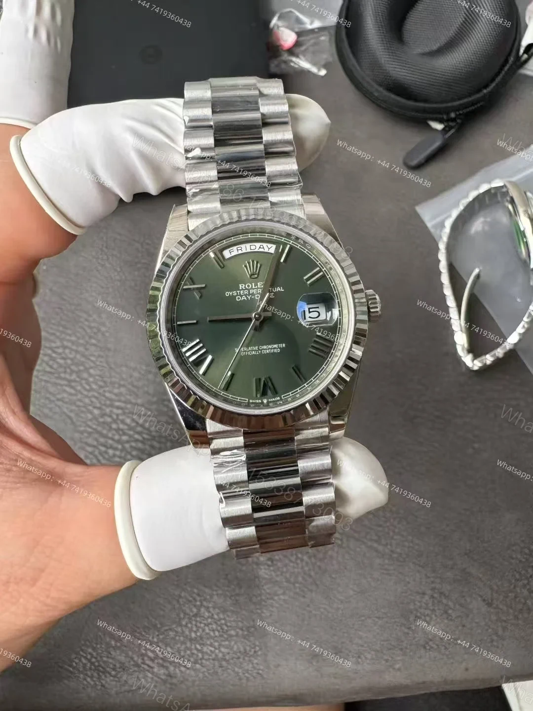 View 4 of Rolex Day-Date M228239-0033 1:1 Replica Olive Green Dial 40MM 3255 Movement Presidential Bracelet Super Clone Watch