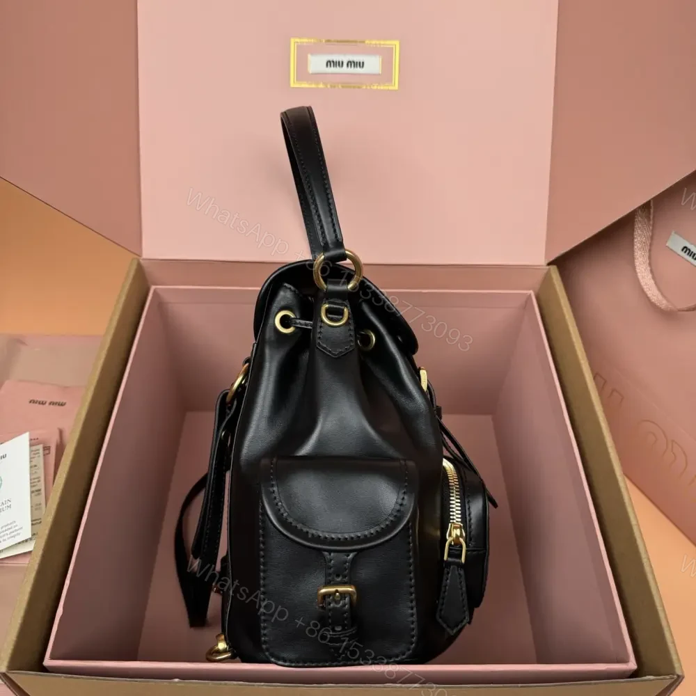 View 3 of 高仿miumiu*5BZ043牛皮雙肩包黑色小號免檢版