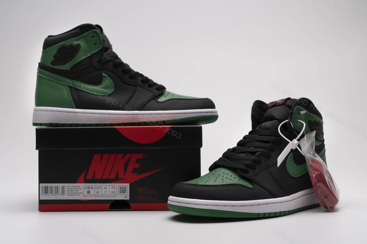 Air Jordan 1 Retro High Pine Green Black 555088-030 — view 2