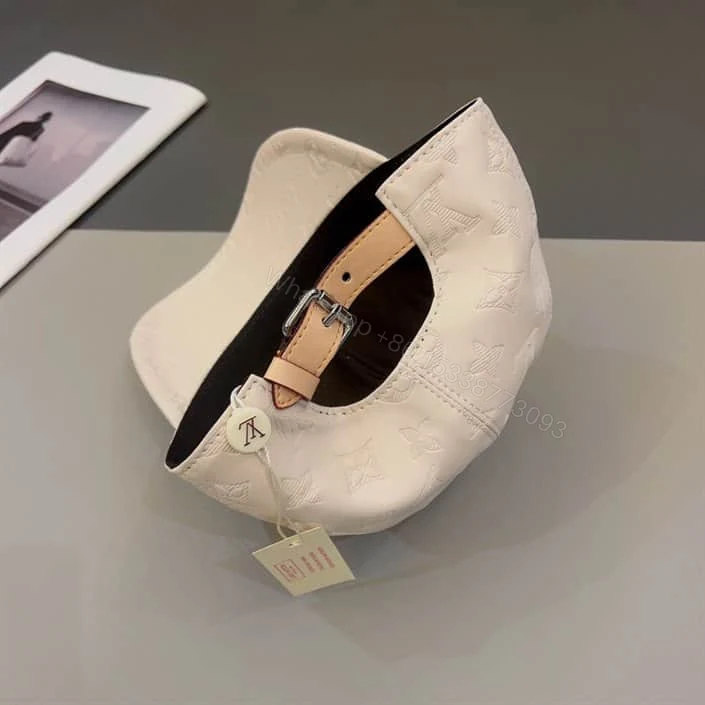 View 3 of Louis Vuitton Cap – LHC04