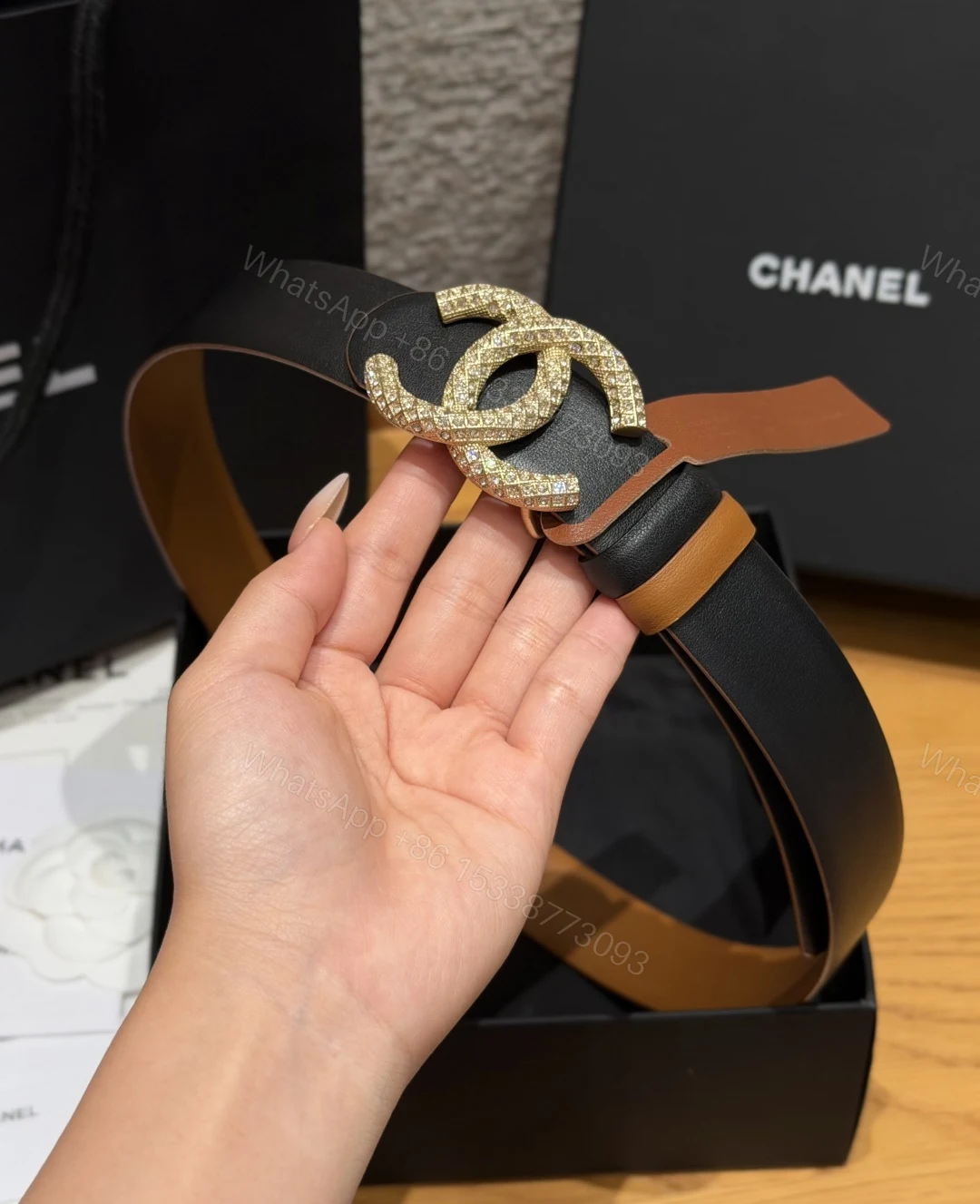 Chanel原單焦糖棕黑滿鑽雙C女士牛皮腰帶 — view 1