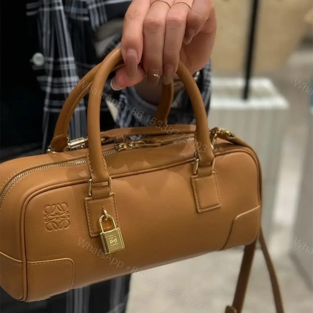 View 12 of 高仿Loewe*Amazona系列2586橫版手提包沙漠黃免檢版