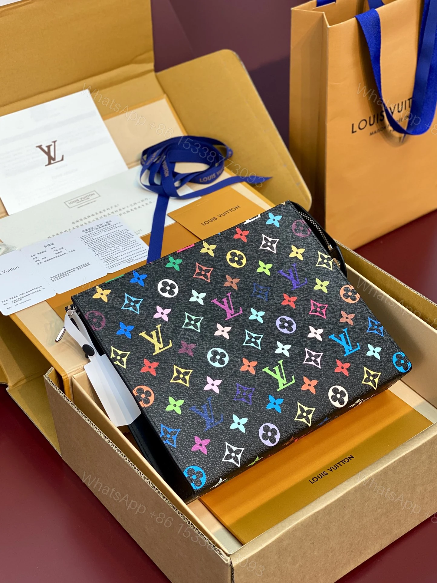 LV 一比一彩虹Monogram黑色拉鍊手拿包文件包人氣時尚百搭推薦 — view 1