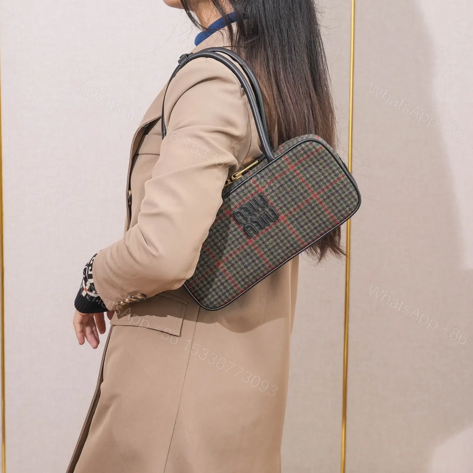 View 22 of 高仿miumiu*Beau系列5BB173織物千鳥格手提包免檢版