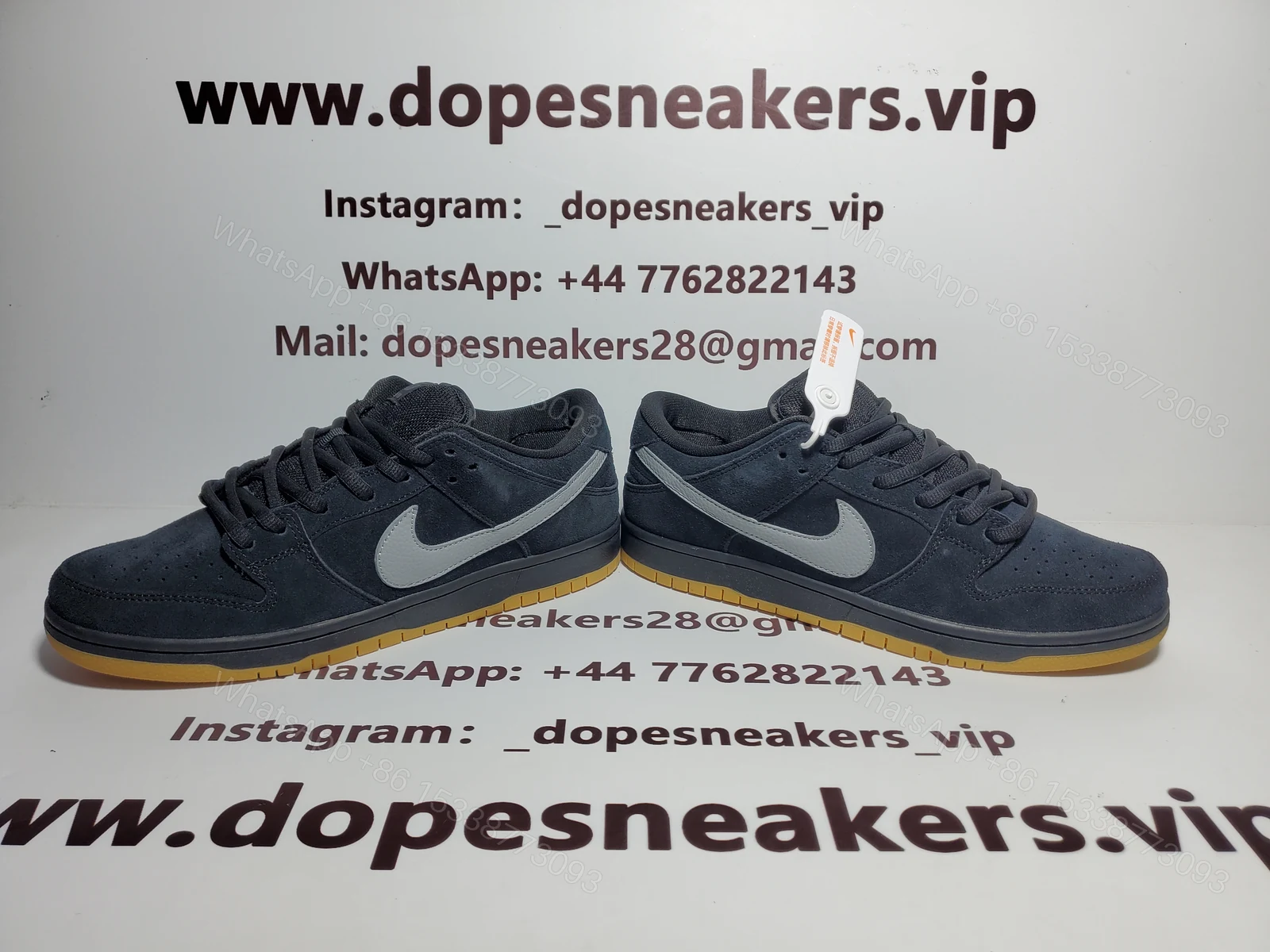 Nike SB Dunk Low Fog BQ6817-010 — view 2