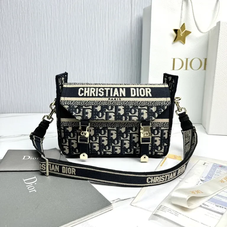 Chic Diorissimo Crossbody: Modern Luxury, All-Day Versatility — view 1