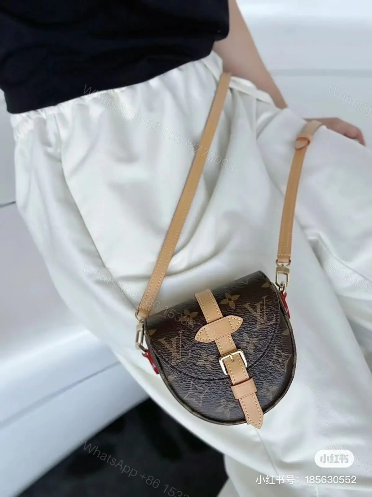 LOUIS VUITTON — view 1