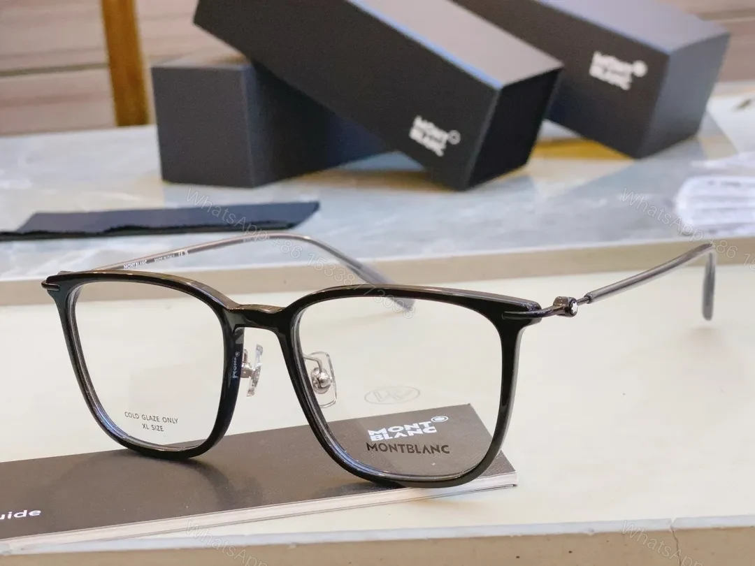 Bold Black Acetate Frame - Modern Luxury Eyewear with All-Day Comfort — view 1