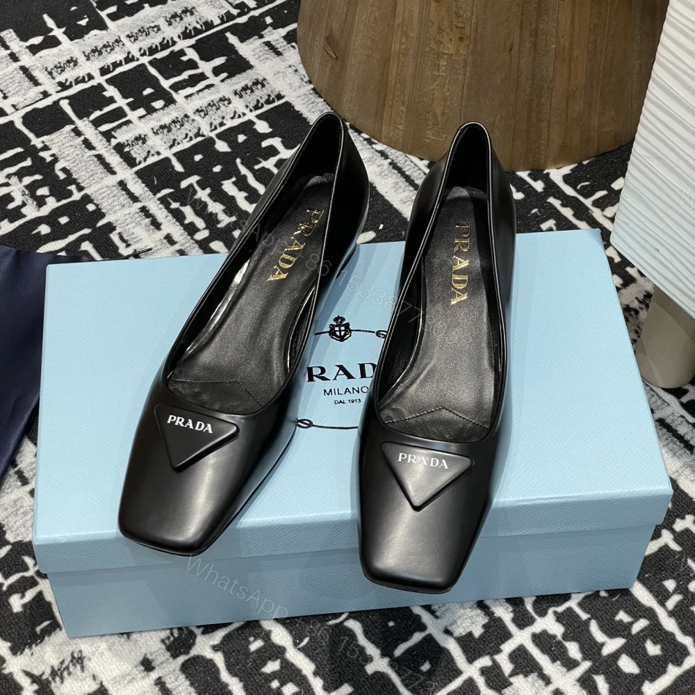View 3 of 高仿Prada*1l628N方頭粗跟單鞋3.5CM黑色免檢版