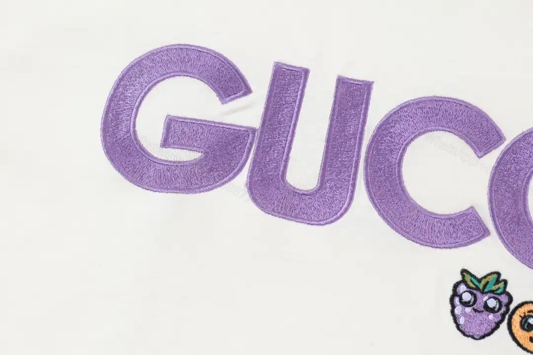View 5 of Gucci T-Shirt – GC0120