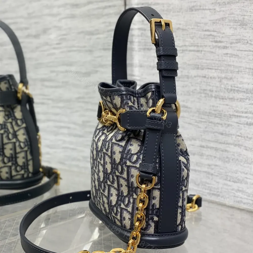 View 4 of 高仿Dior*Cest系列M227M928印花水桶包小號免檢版