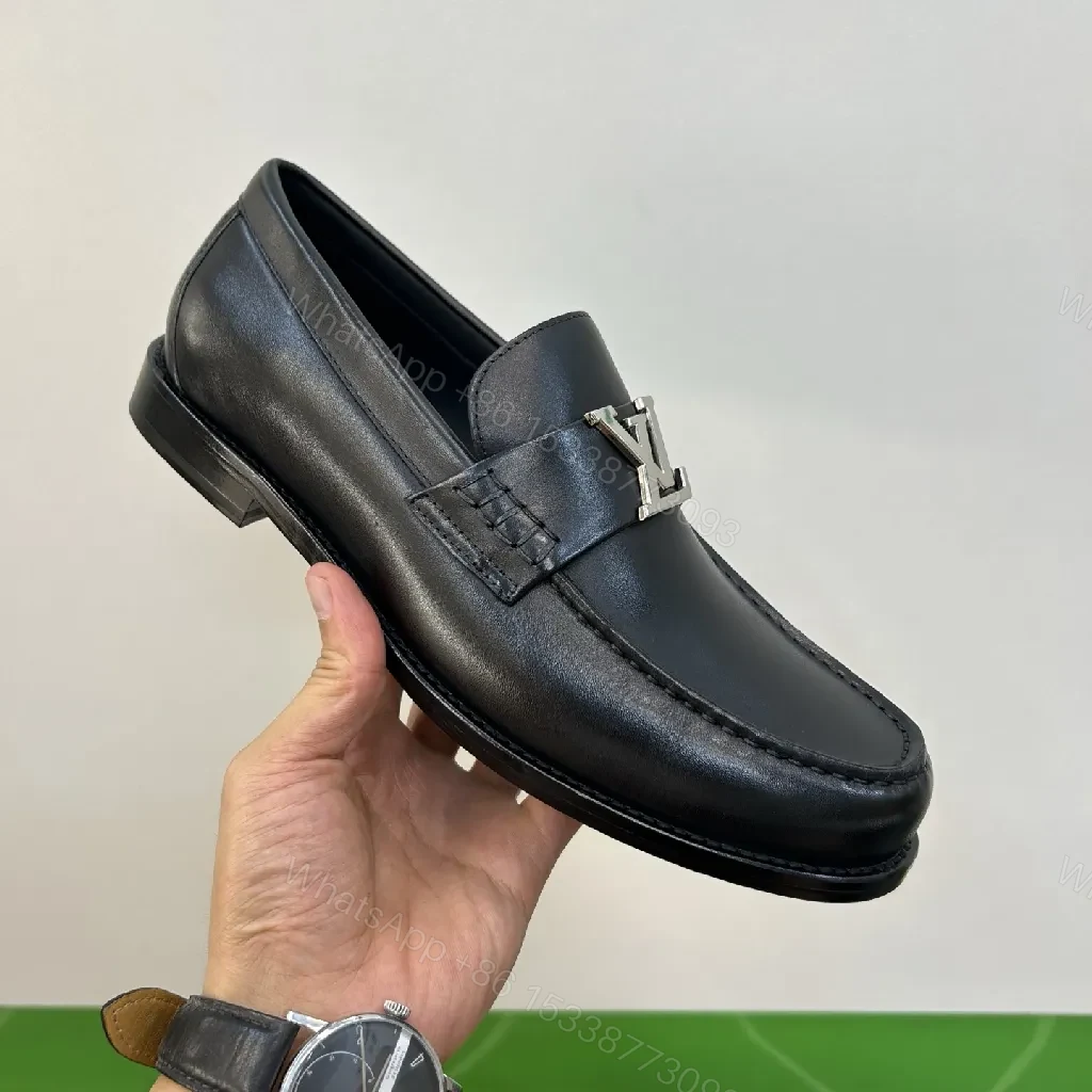 Premium Leather Loafers: Subtle Hardware, All-Day Comfort — view 1