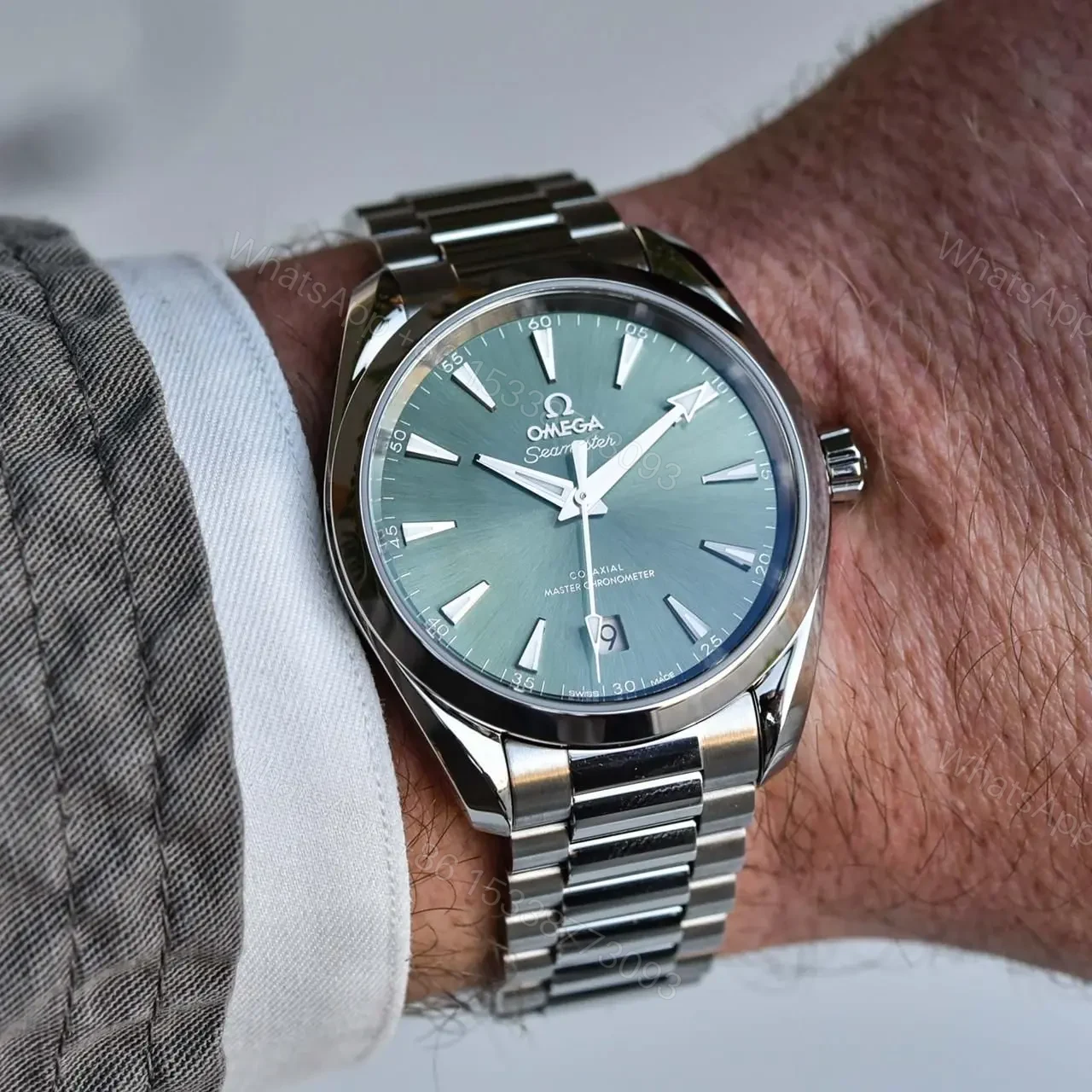 View 2 of OMEGA Seamaster