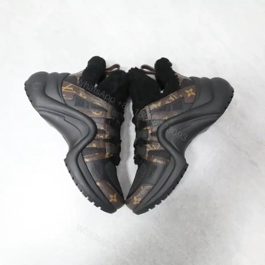 View 8 of LV ARCHLIGHT SNEAKER – LSVM019