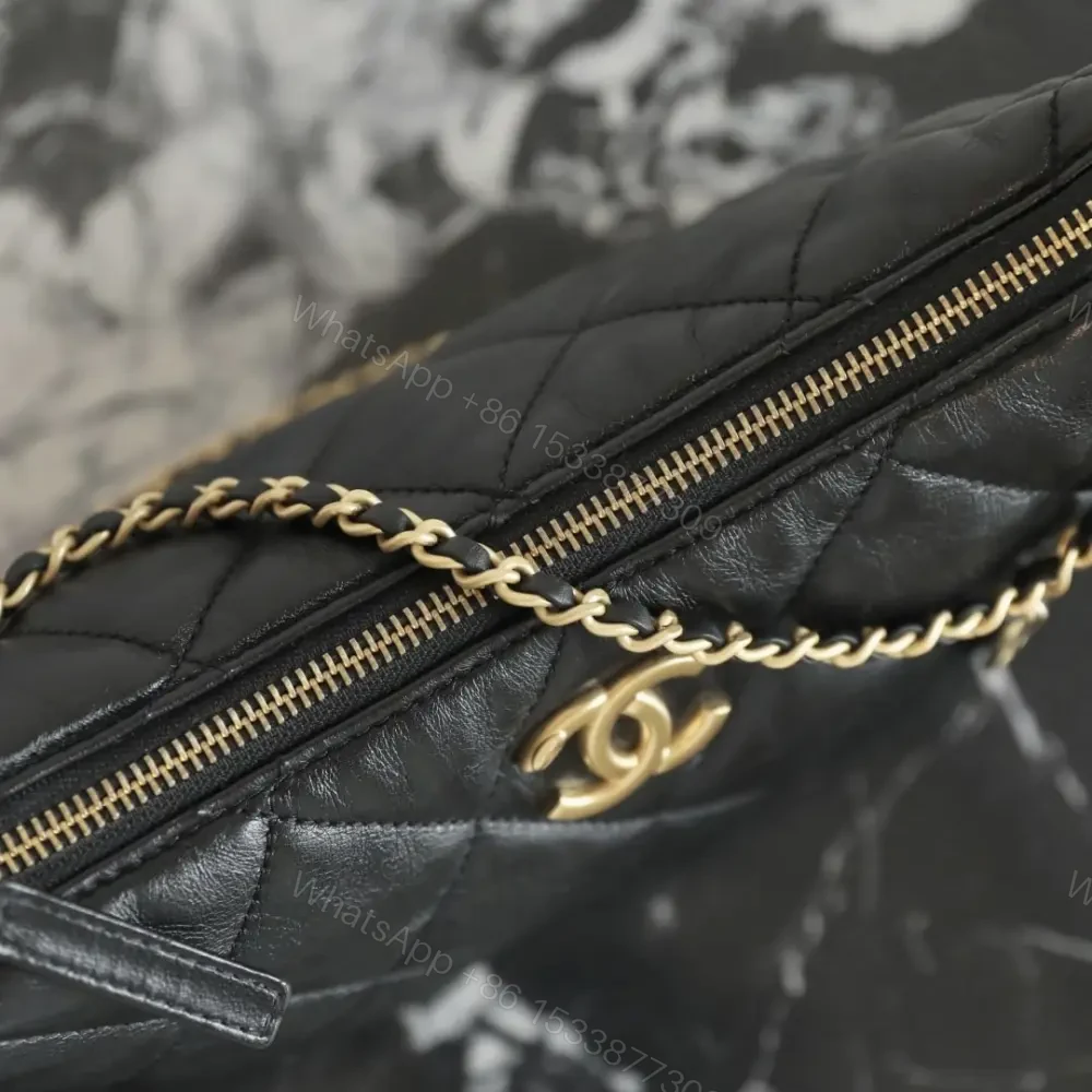 View 9 of 高仿Chanel*25S系列AS5528小羊皮腋下包黑色免檢版
