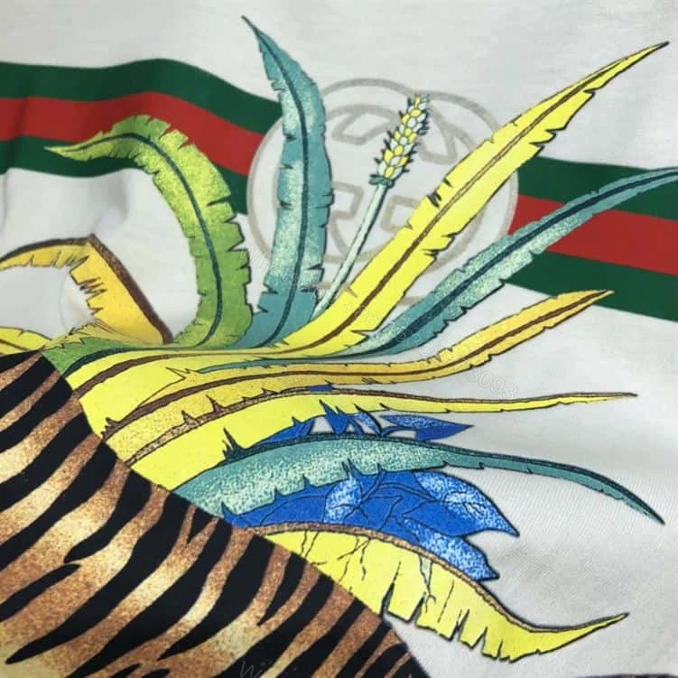 View 6 of Gucci T-shirt – GC60