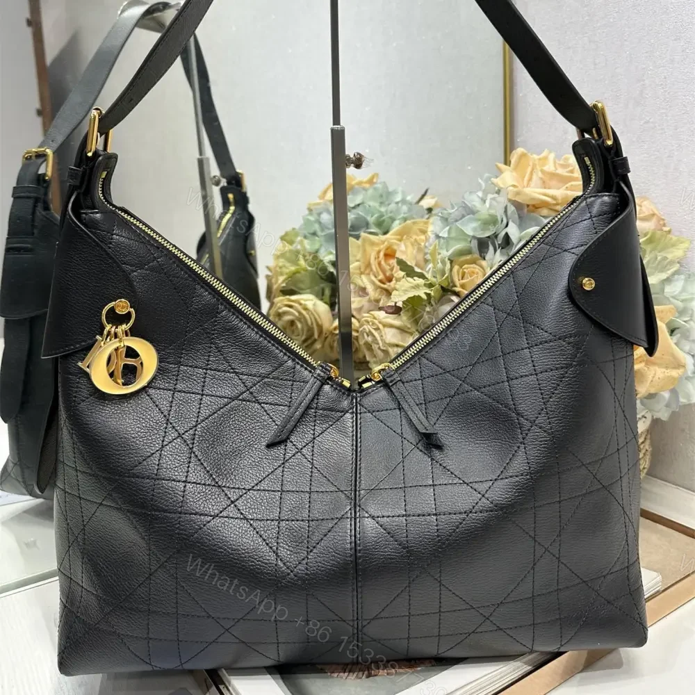 View 6 of 高仿Dior*Voyage系列M284M902小牛皮單肩包大號黑色免檢版