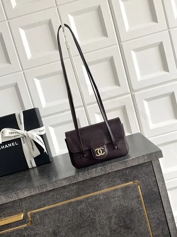 Couture-Inspired Mini Flap Shoulder Bag: Elegant Everyday Luxury — view 1