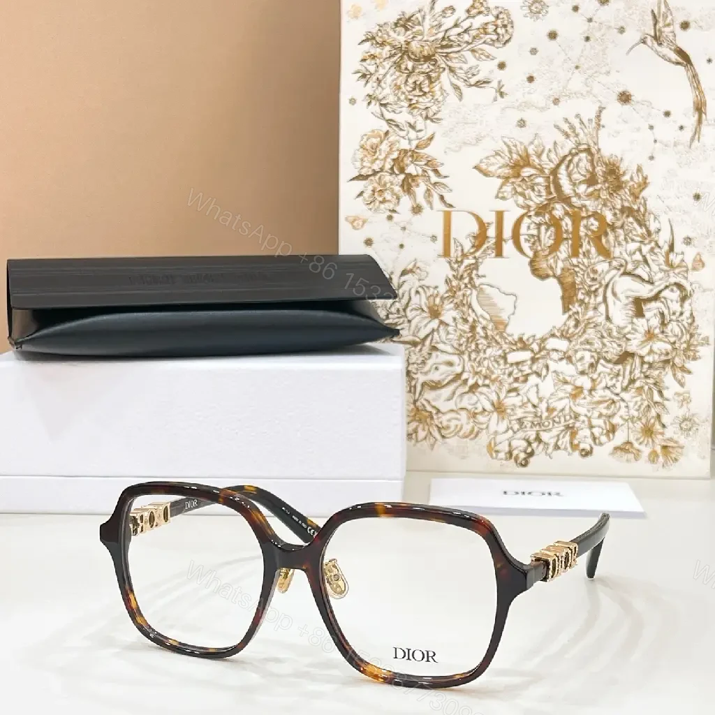View 3 of Chic Black Acetate Eyewear: Luxe, Comfortable, Oversized Frames