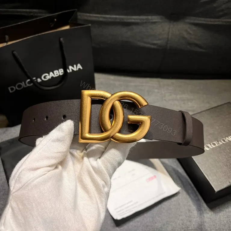 Dolce & Gabbana Leather Belt: Gold-DG Buckle Luxury Belt — view 1