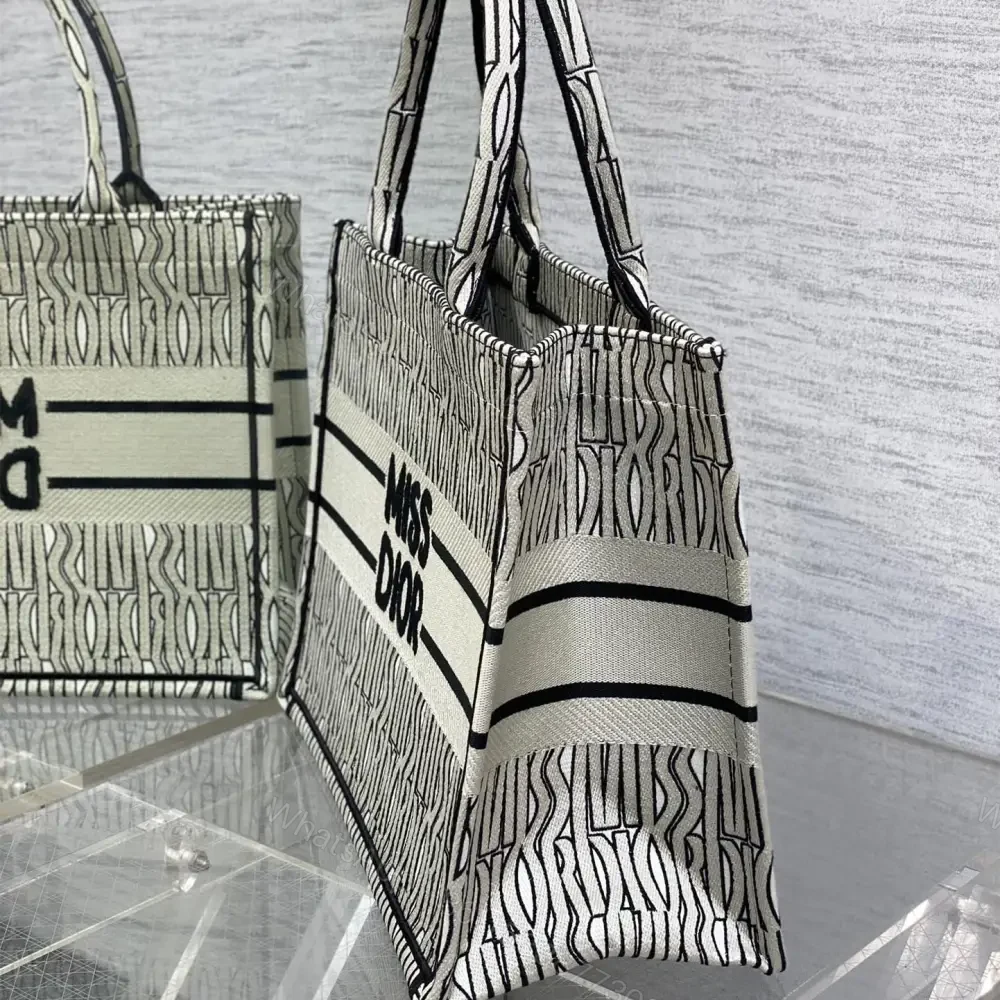 View 2 of 高仿Dior*BookTote系列M129M041購物袋Miss黑白中號免檢版