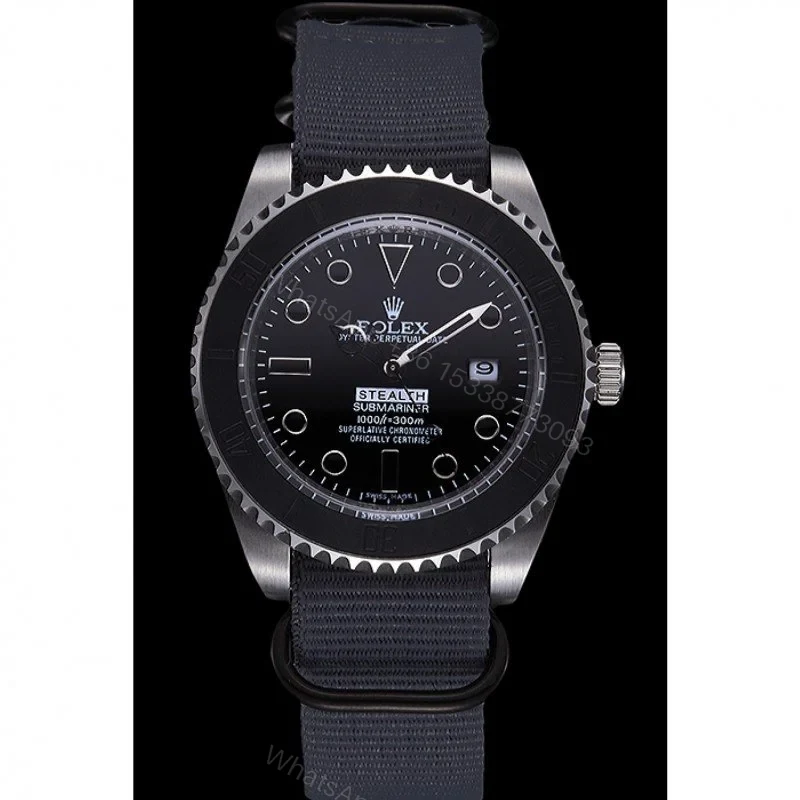 View 2 of Replica Rolex Submariner Black Dial 98230