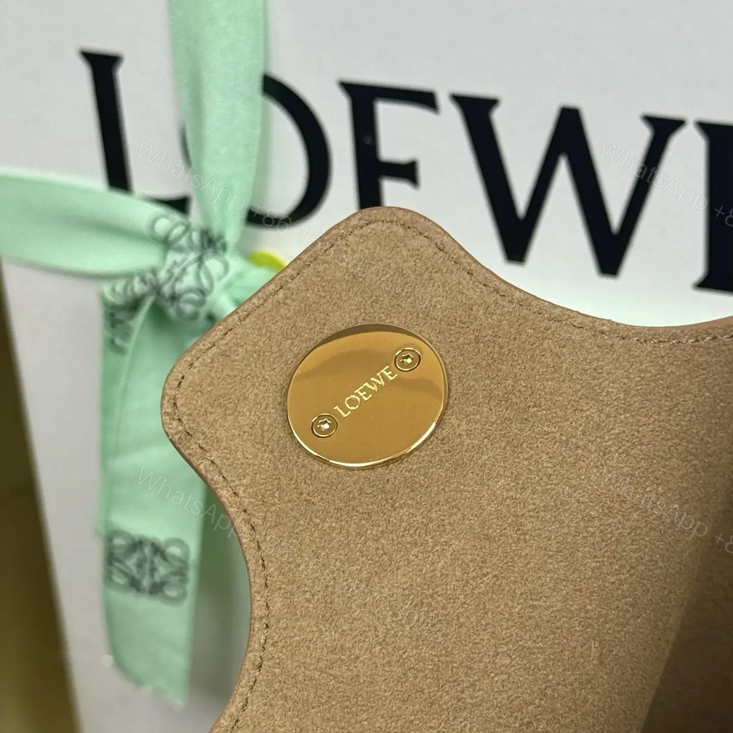 View 12 of 高仿Loewe*Bucket系列3980水桶包橡木棕色中號免檢版