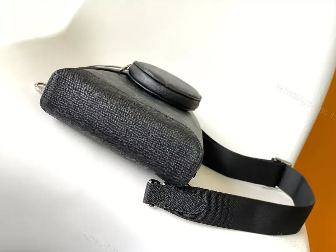 View 8 of LOUIS VUITTON DUO SLINGBAG – LBV418