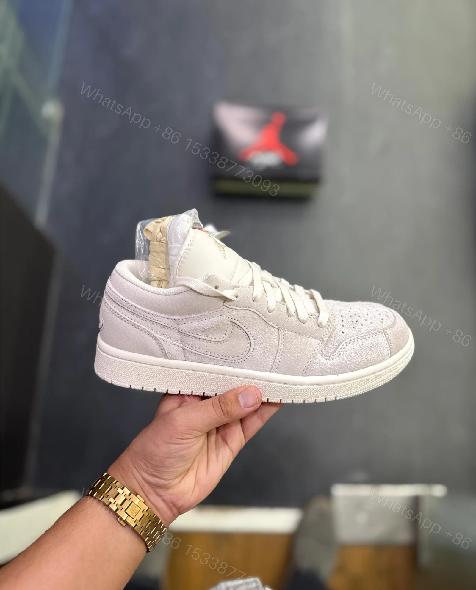 FIRST COPY AIR JORDANS 1 LOW SE Craft Pale Ivory — view 1