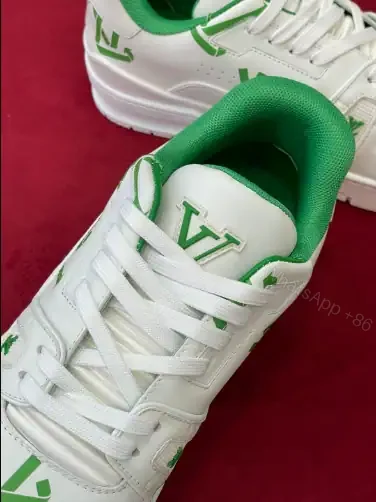 View 9 of LOUIS VUITTON TRAINER LOW-TOP SNEAKERS IN WHITE AND GREEN – LSVT387