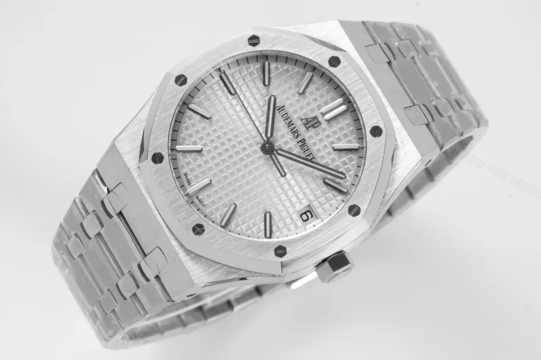 View 5 of V9 Factory Audemars Piguet Royal Oak 15500V2 Edition – Silver Stainless Steel Watch with Cal. 4302 Movement