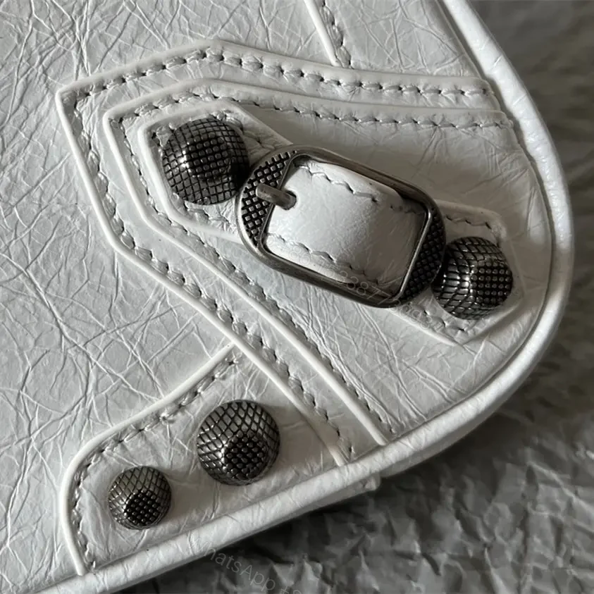 View 11 of 高仿Balenciaga*LeCagole2024新款法棍包白色XS