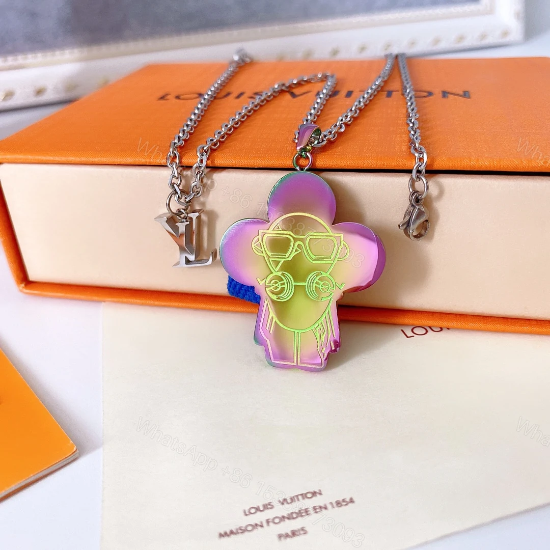 EN – Lux LV Necklaces 072 — view 1