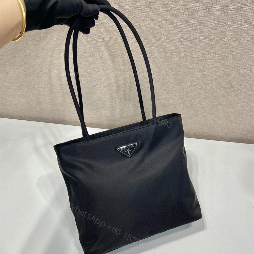 View 5 of 高仿Prada*ReEdition系列托特包B6247黑色小號免檢版