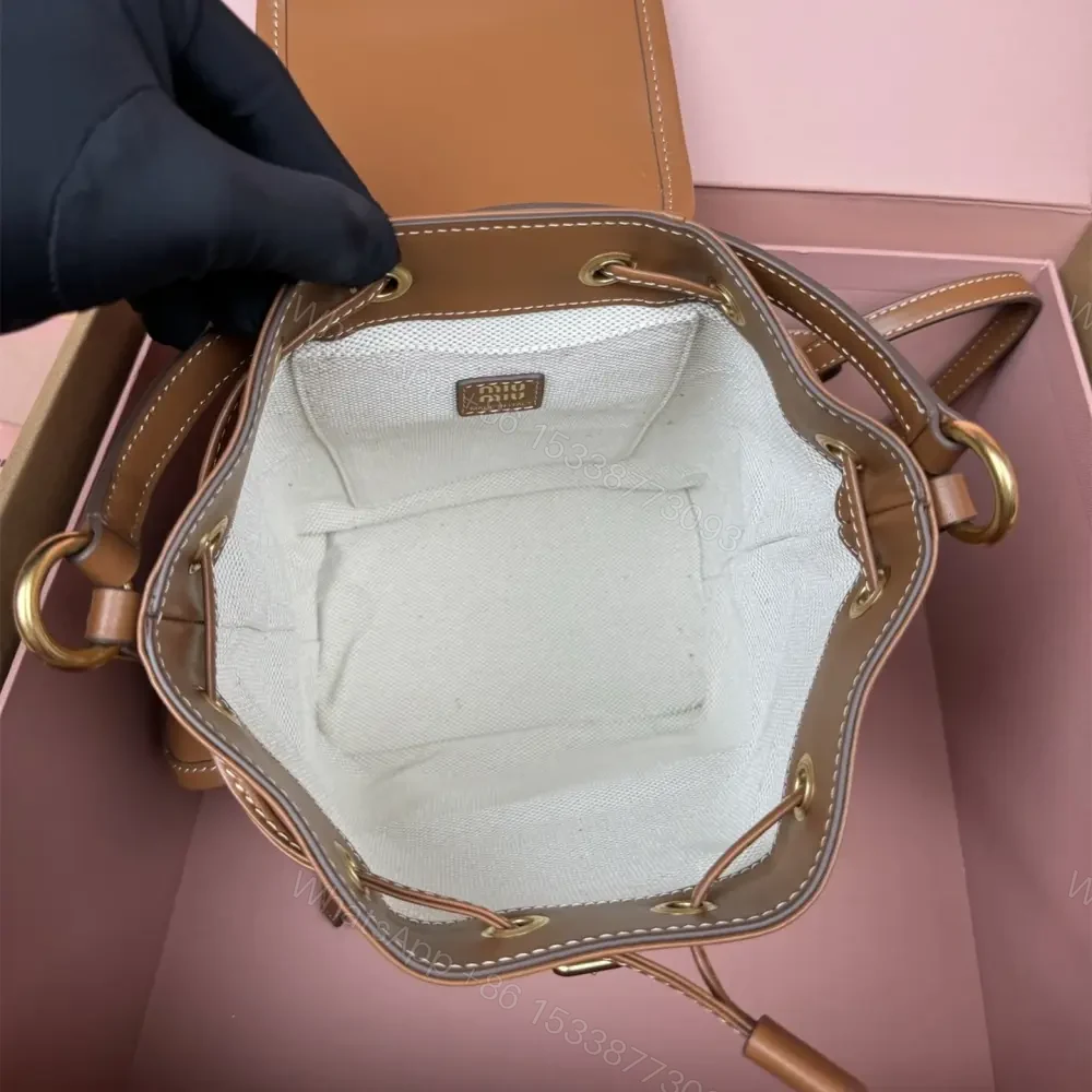 View 9 of 高仿miumiu*5BZ043牛皮雙肩包棕色小號免檢版
