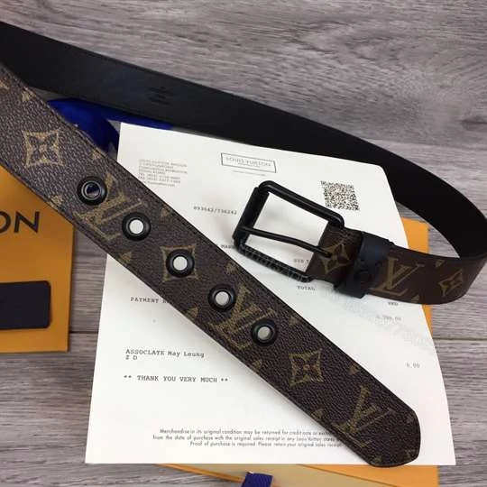 View 7 of LOUIS VUITTON VOYAGER 35MM BELT – B152