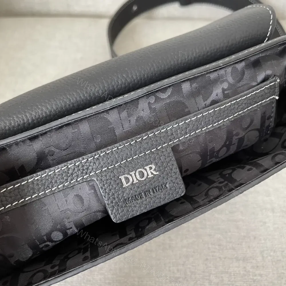 View 7 of 高仿Dior*Saddle系列1ADH00N粒面牛皮翻蓋包黑色免檢版