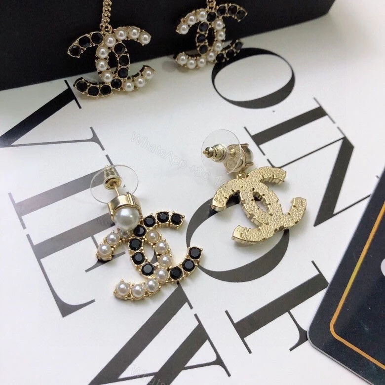 View 2 of EN – Lux Earring CHL 016