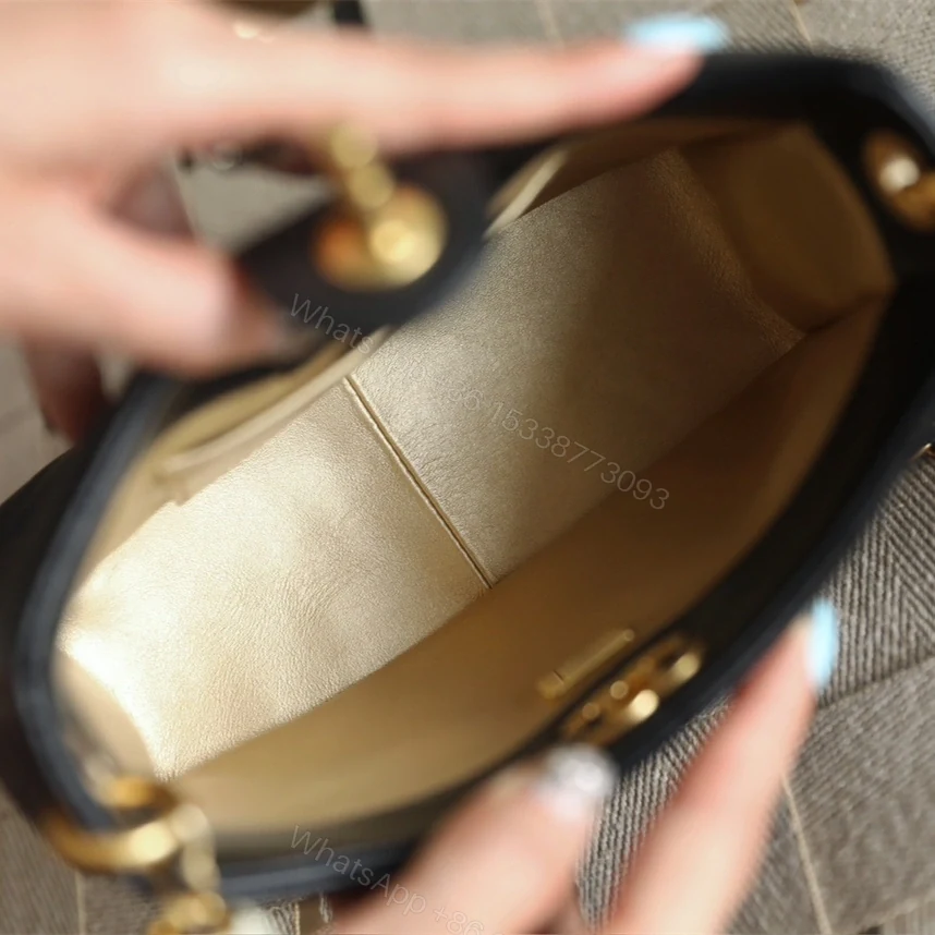 View 7 of 高仿Chanel*24S系列AS4862湯圓珍珠Hobo包黑色免檢版