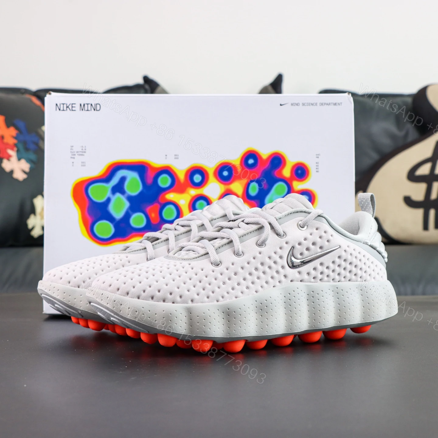 Mind 002 Light Smoke Grey Reps — view 1