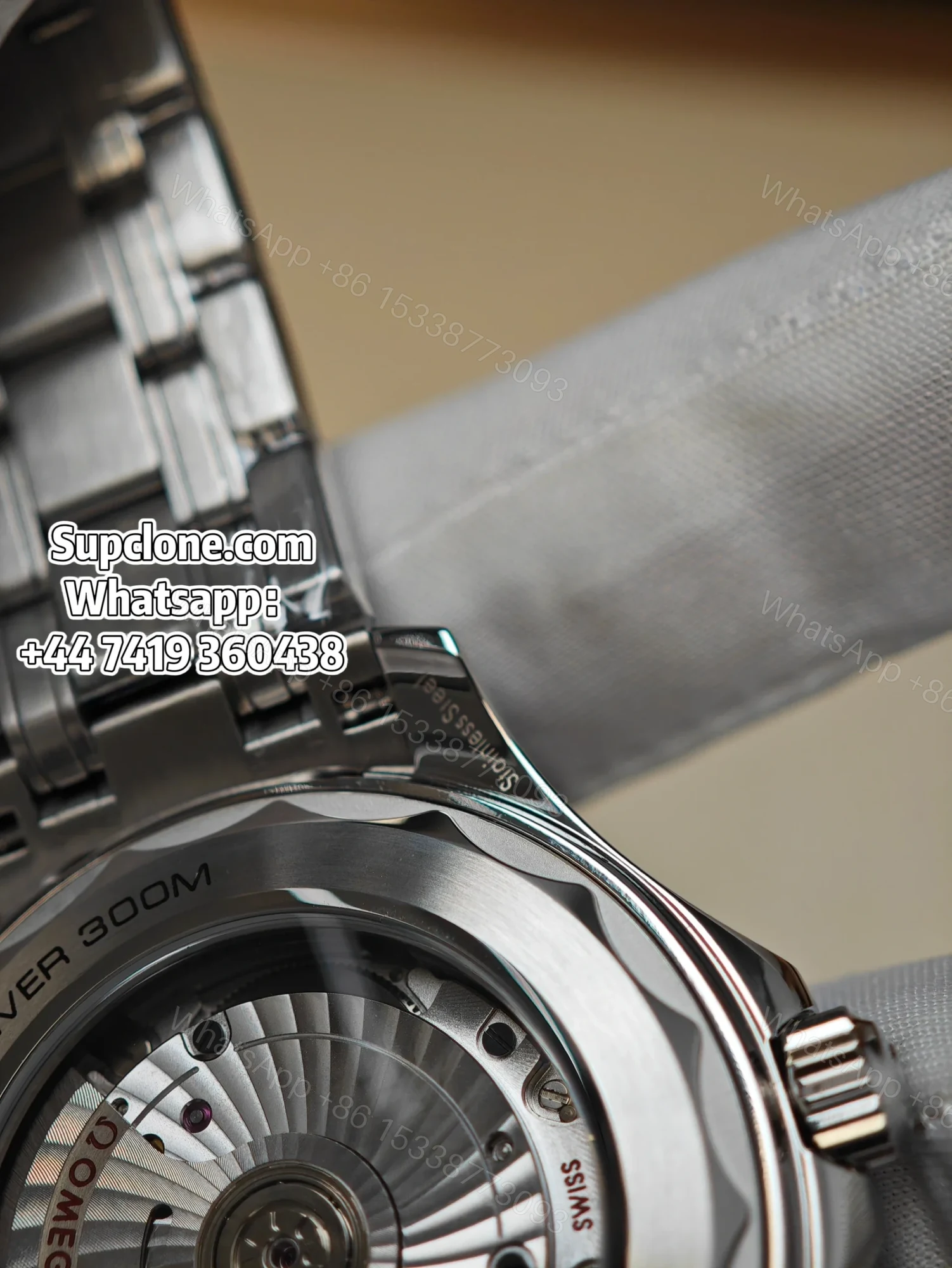 View 16 of OMEGA Super Clone Seamaster Diver 300M 210.30.42.20.03.001 42mm