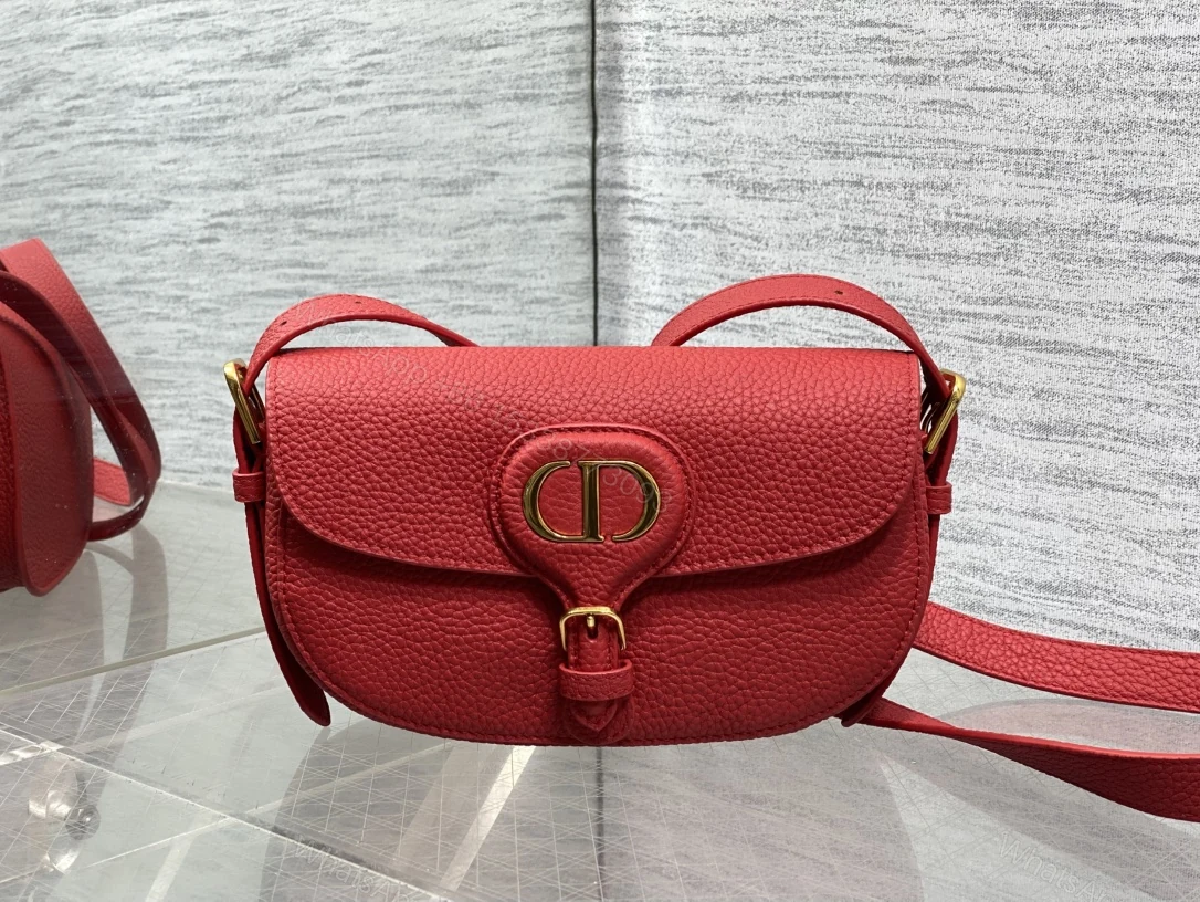 Dior A貨正紅Bobby半月包 女士款高飽和色系 吸睛出眾 — view 1