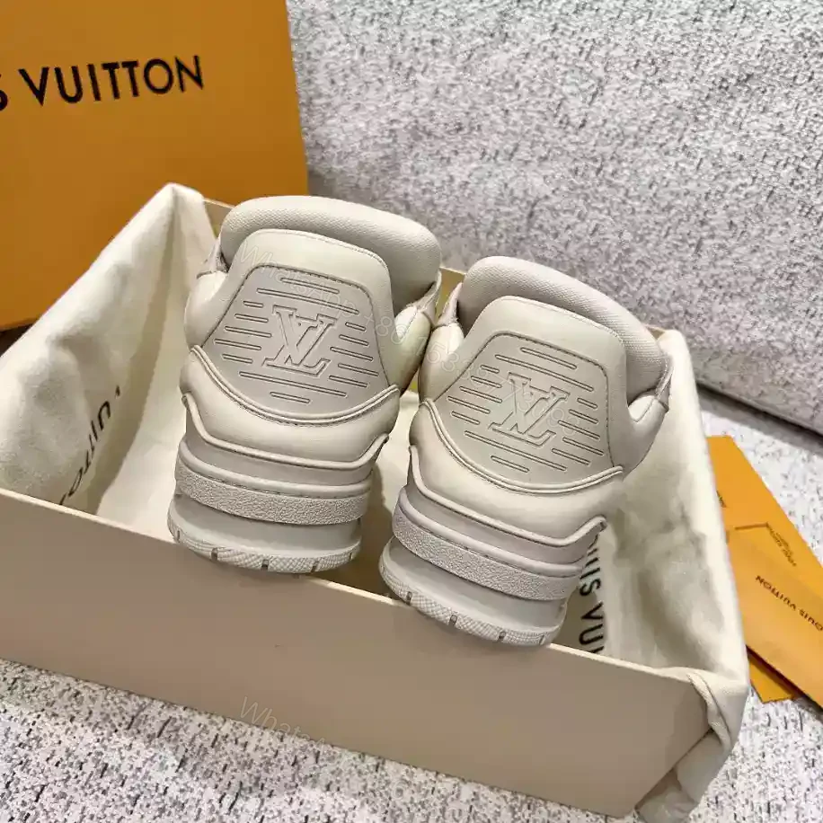 View 8 of LV TRAINER SNEAKER – LSVT424