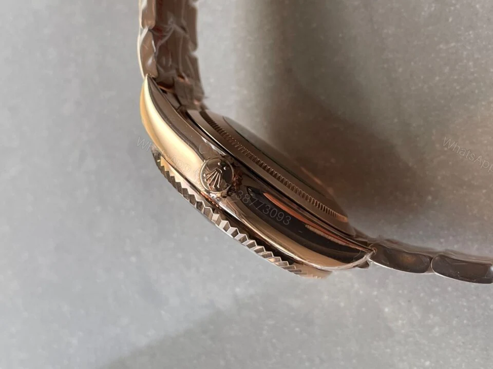 View 8 of Noob FACTORY 1:1 Rolex Sky-Dweller 326935 RG/SS Turquosi Dial
