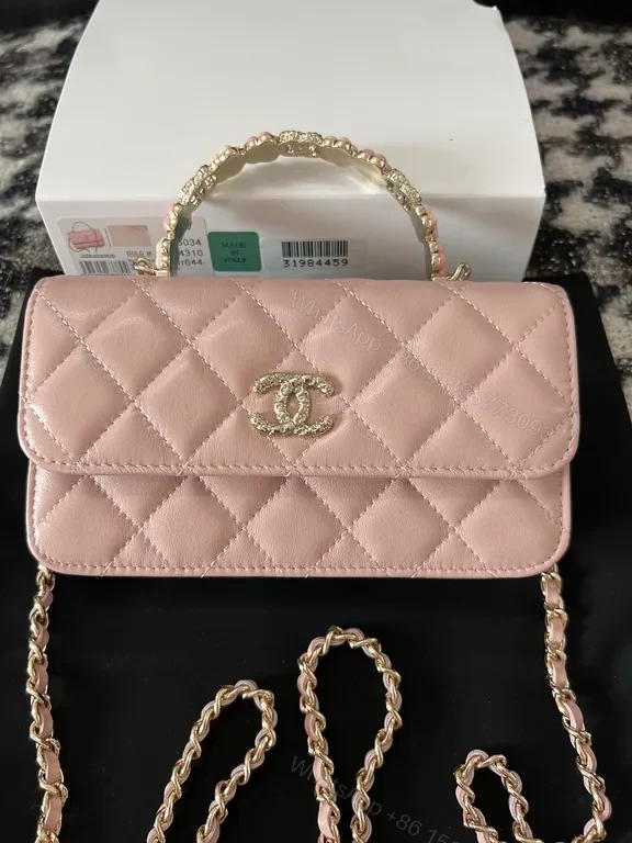 Chic Pink Quilted Crossbody with Gold Chain - Luxury Everyday Style — view 1